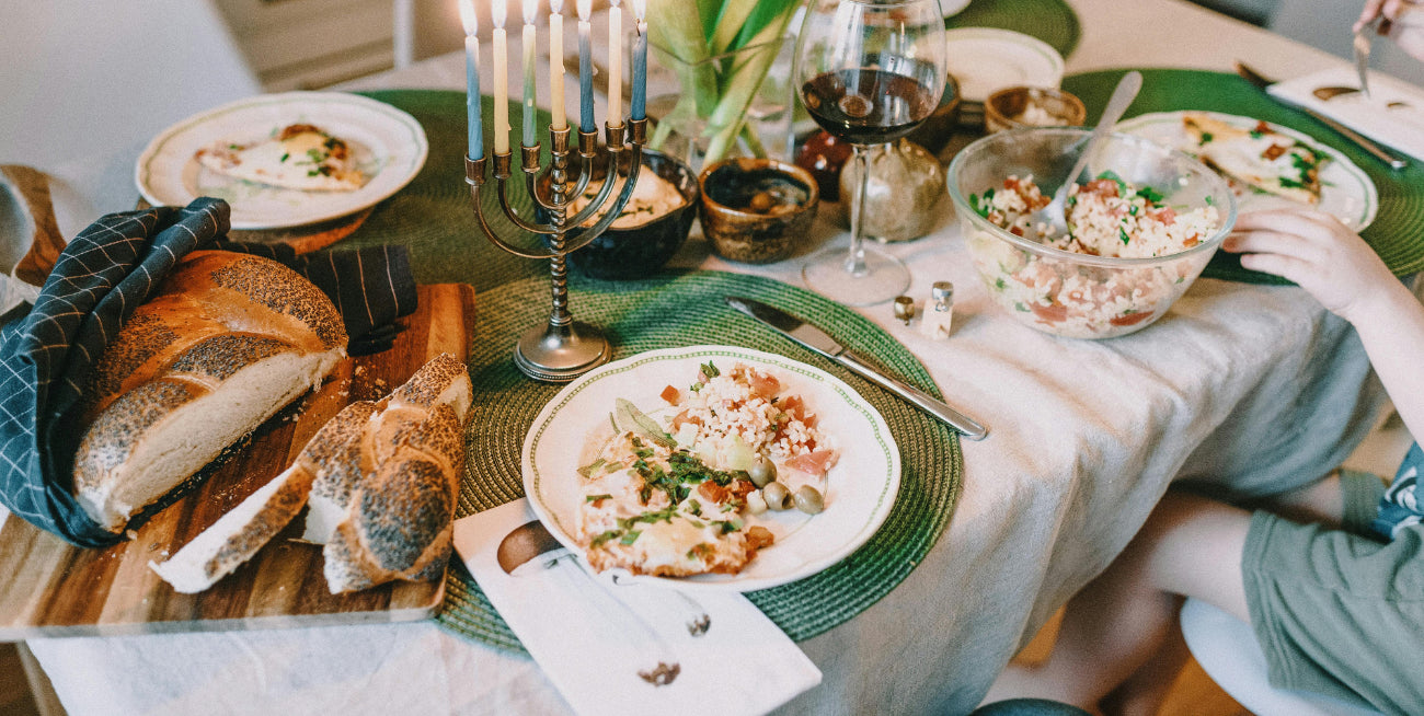 How to Celebrate a Kosher Thanksgiving with Family and Friends