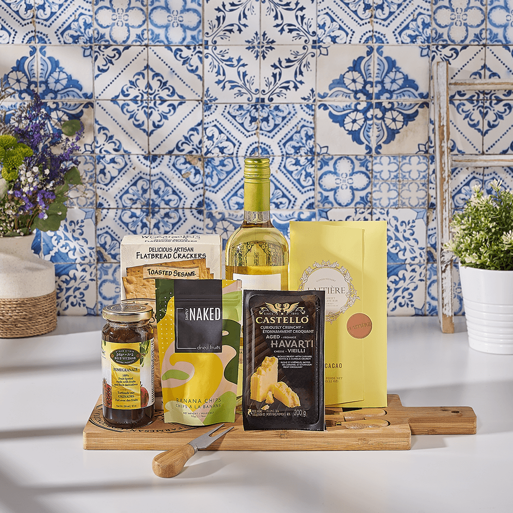 A Sweet &amp; Salty Kosher Wine Treat Gift, kosher wine gift, kosher wine, wine gift, wine, kosher gift, kosher, USA delivery