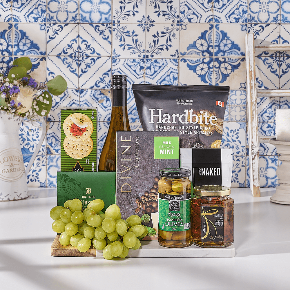 Classy Kosher Wine & Snack Platter, wine gift, wine, kosher gift, kosher, USA delivery