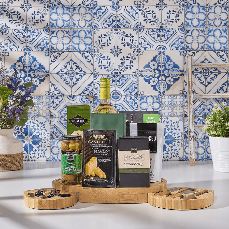 Kosher Snack Sampler Gift Basket, kosher wine gift, kosher wine, wine gift, wine, kosher gift, kosher, USA delivery