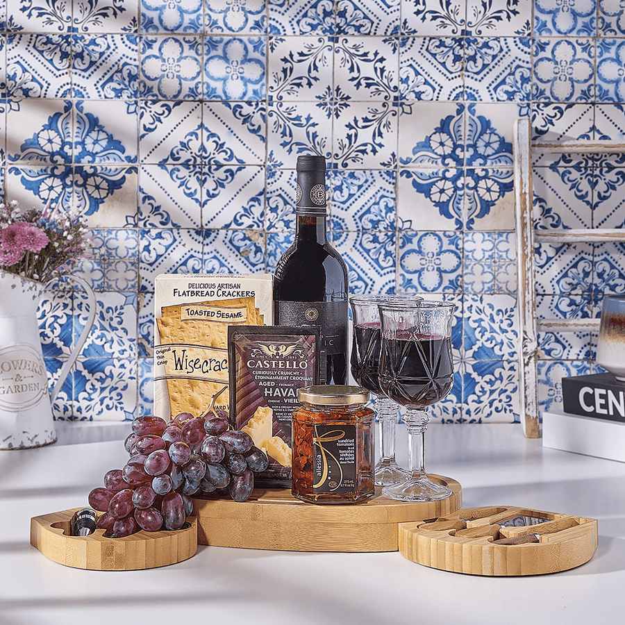 Kosher Wine, Cheese, And Dip Gift Set, kosher wine gift, kosher wine, kosher gift, kosher gift, wine gift, wine, USA delivery