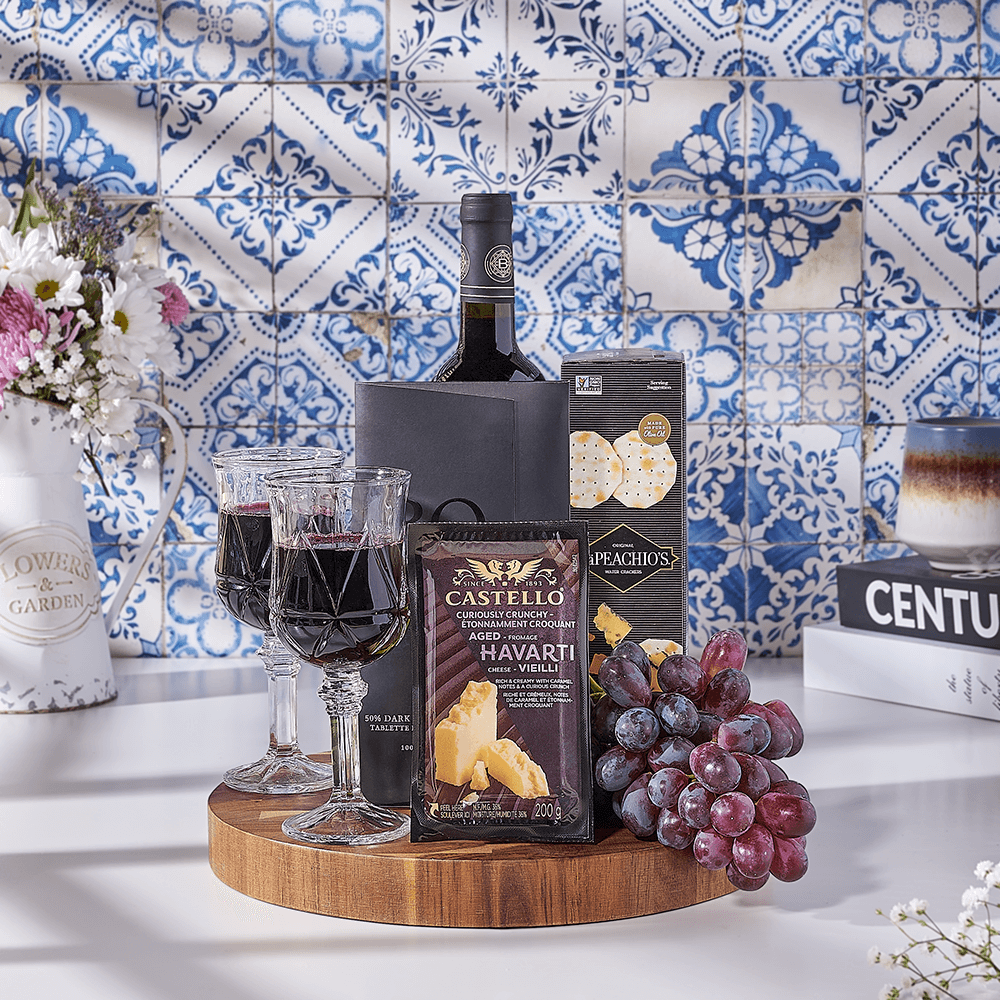 Kosher Wine, Cheese & Fruit Gift Basket, wine gift, wine, kosher wine gift, kosher wine, kosher gift, kosher, USA delivery