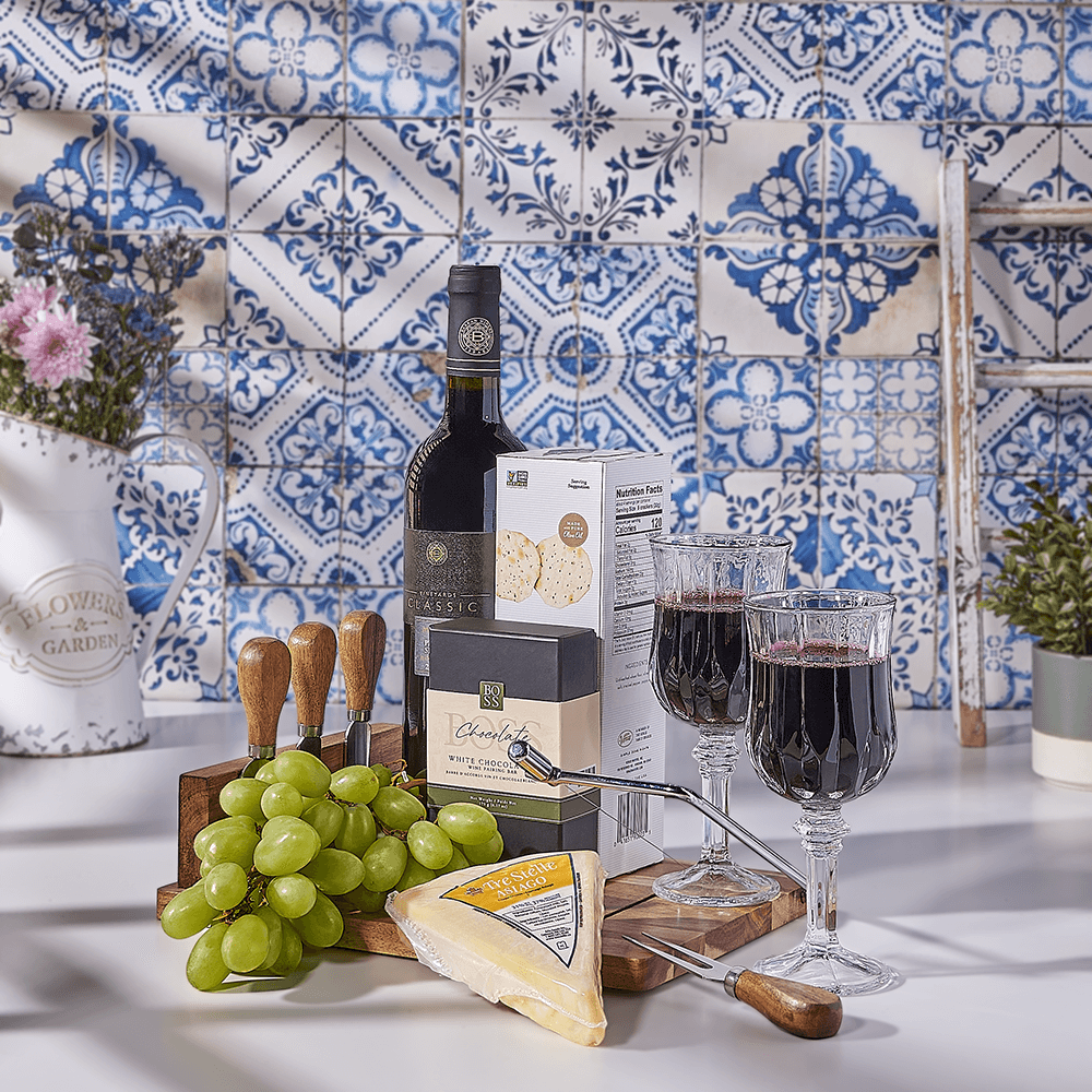 Kosher Wine and Cheese Board, wine gift, wine, kosher gift, kosher, kosher wine gift, kosher wine, USA delivery