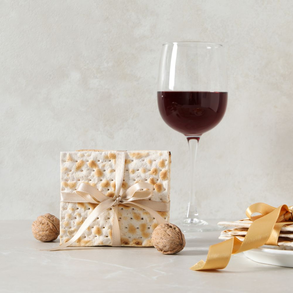 Gifting Kosher - Kosher Wines, Kosher Champagne, Liquor Kosher, Kosher Gourmet Treats, Seattle Gift Baskets Delivery.