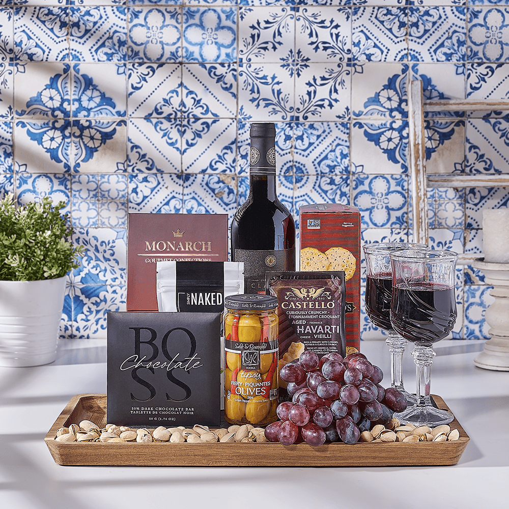 The Vineyard's Yield Gift Basket, kosher wine gift, kosher wine, kosher gift, kosher, wine gift, wine, USA delivery