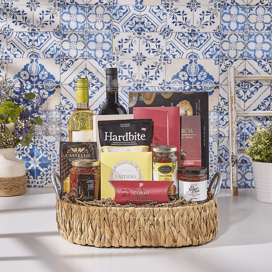 The Vintage Wine Gift Tray, kosher wine gift, kosher wine, kosher gift, kosher, chocolate gift, chocolate, USA delivery